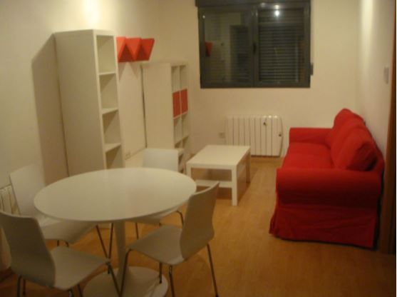Flat to rent in Núcleo Urbano