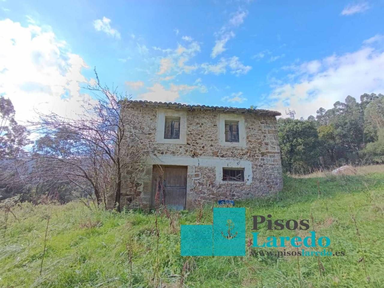 Land for sale in Ampuero
