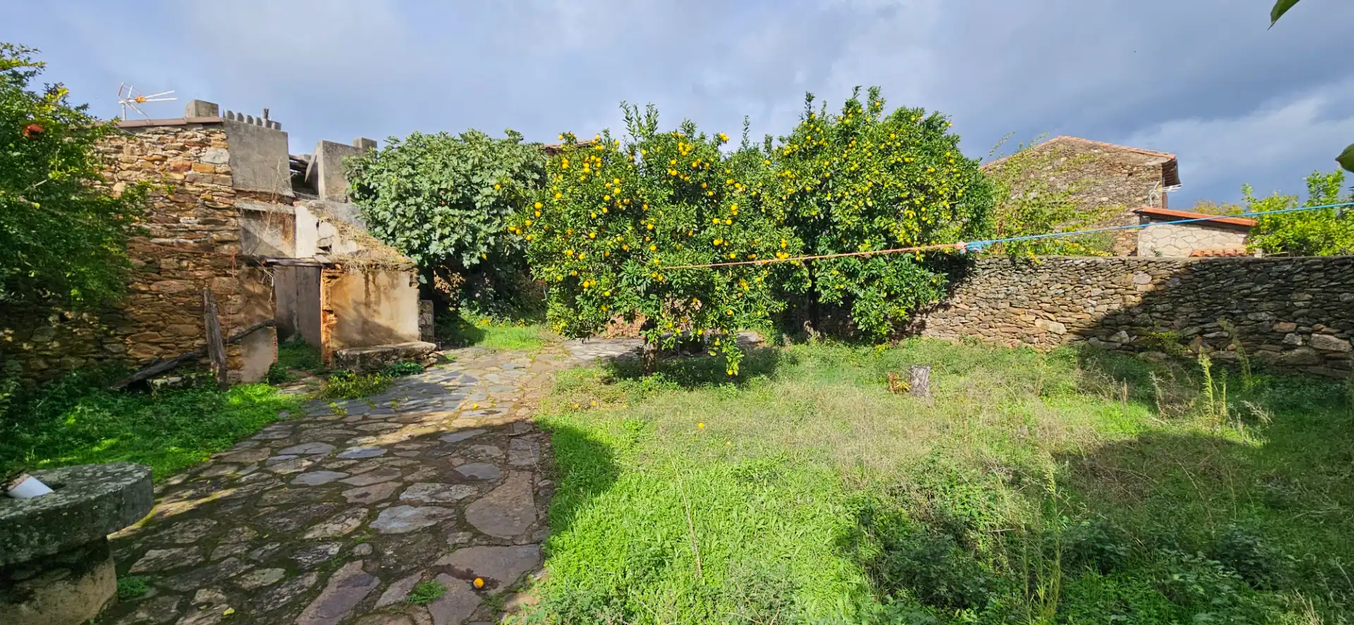 Country house zum Verkauf in Perales del Puerto