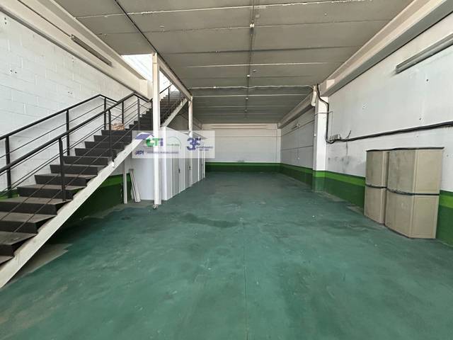 Nave industrial en Alquiler en EFEDRA  en Cartuja Baja