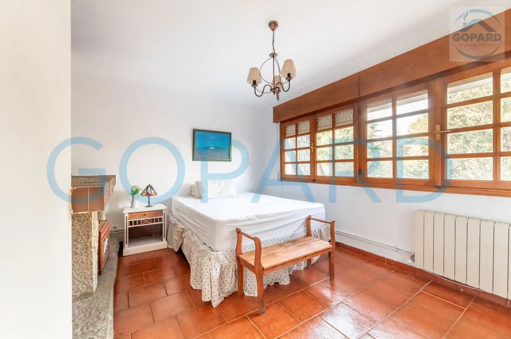 Dormitori de Casa o xalet en venda en Alpedrete amb Calefacció, Jardí privat i Parquet
