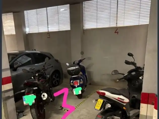 Garaje de alquiler en Carrer de Beniopa, 17, Beteró