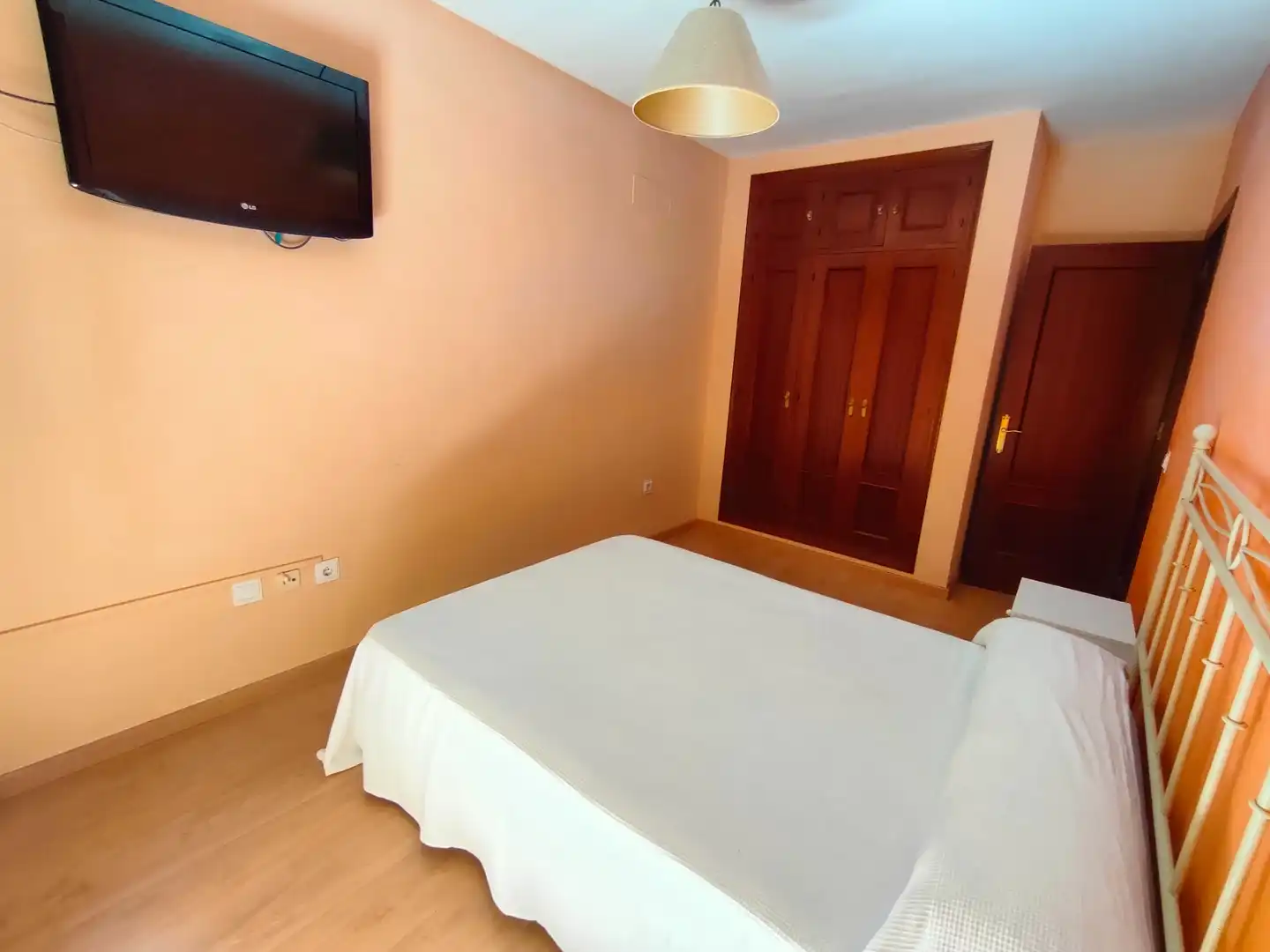 Piso con terraza en venta en Serafin Alvarez Campana 7, imagen 14