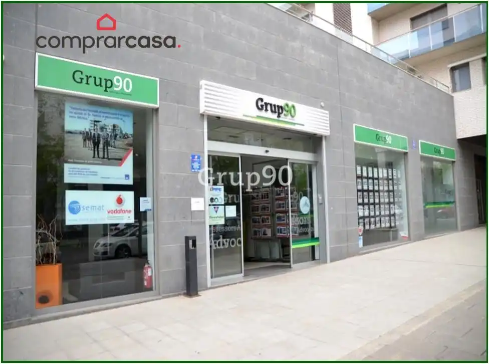 Oficina de lloguer a Calle Abat Escarré 6, imagen 3