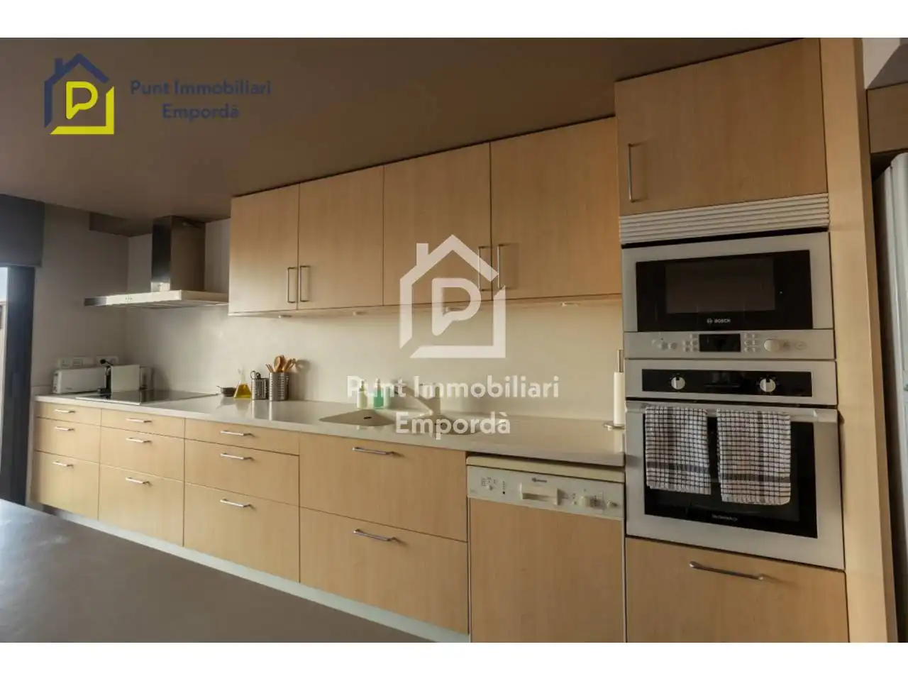 Kitchen of Houses for sale in Figueres  with Air Conditioner, Heating and Private garden