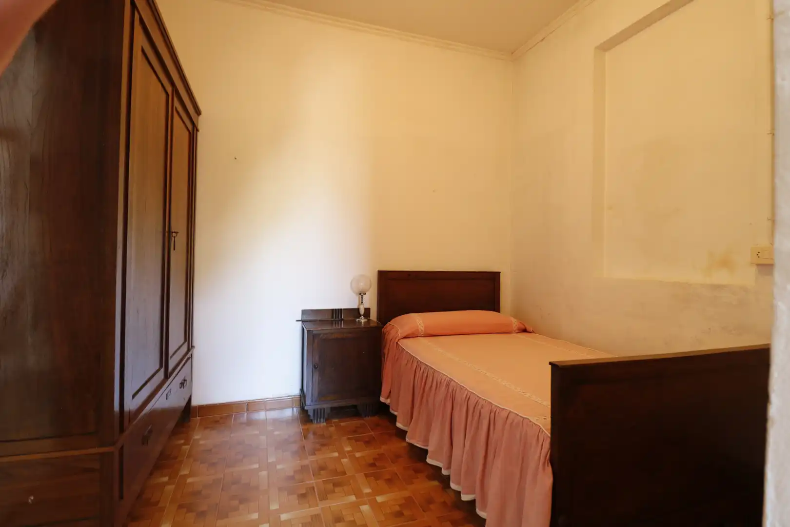 Habitación de Casa adosada en venta en Curtis con Calefacción, Jardín privado y Amueblado