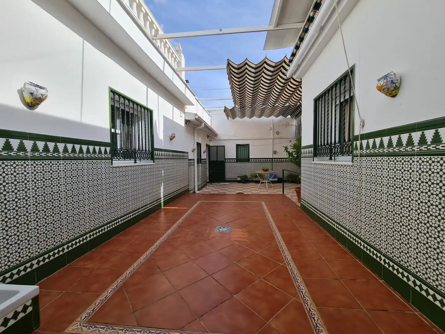 Terrace of Houses for sale in Camas  with Air Conditioner, Terrace and Storage room