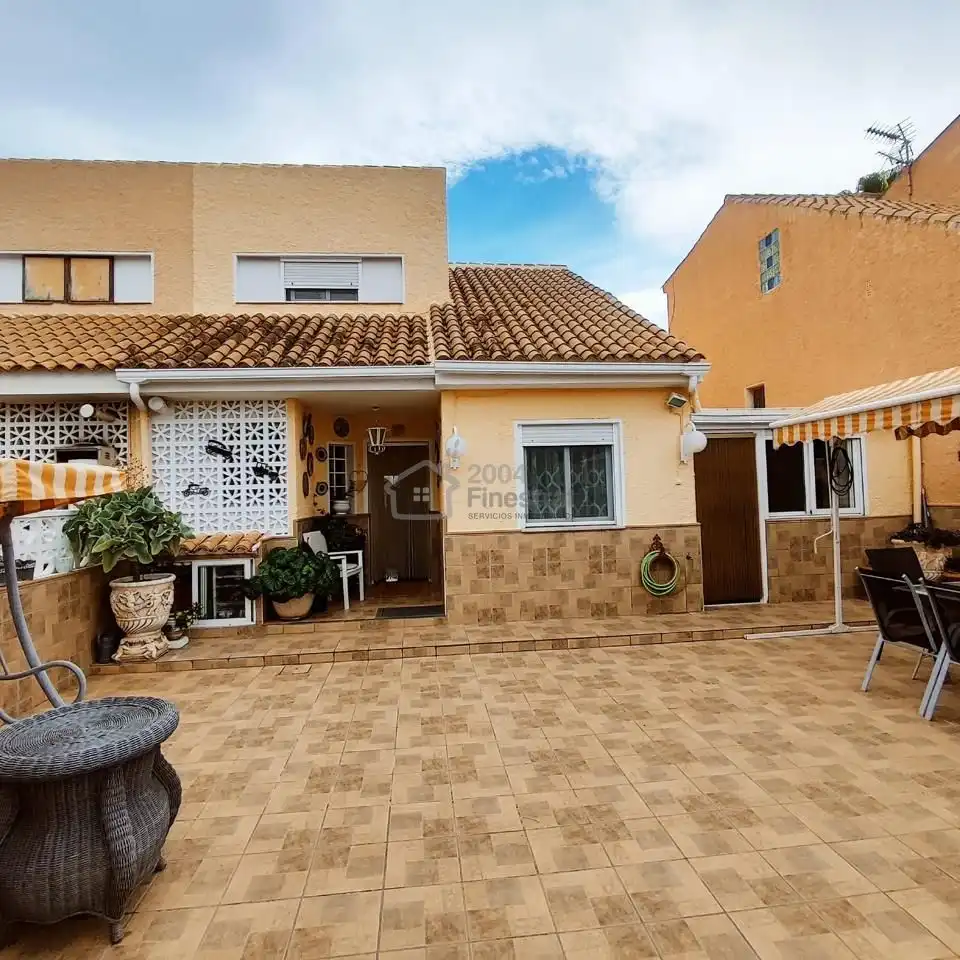 Casa adosada en venta en Carrer Cap Roig, Barranco Hondo