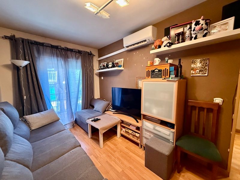 Living room of Flat for sale in  Madrid Capital  with Air Conditioner and Terrace