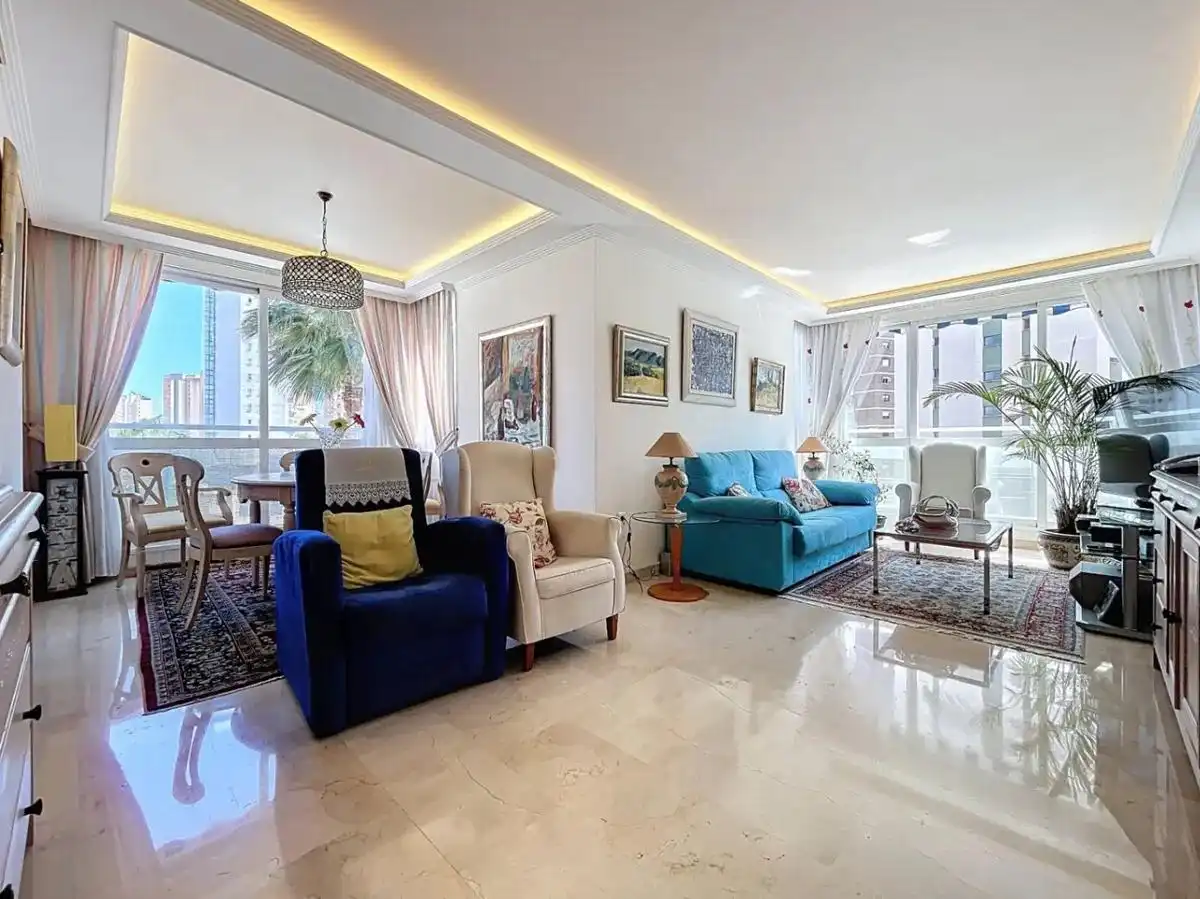 Sala de estar de Piso en venta en Benidorm con Aire acondicionado, Calefacción y Jardín privado
