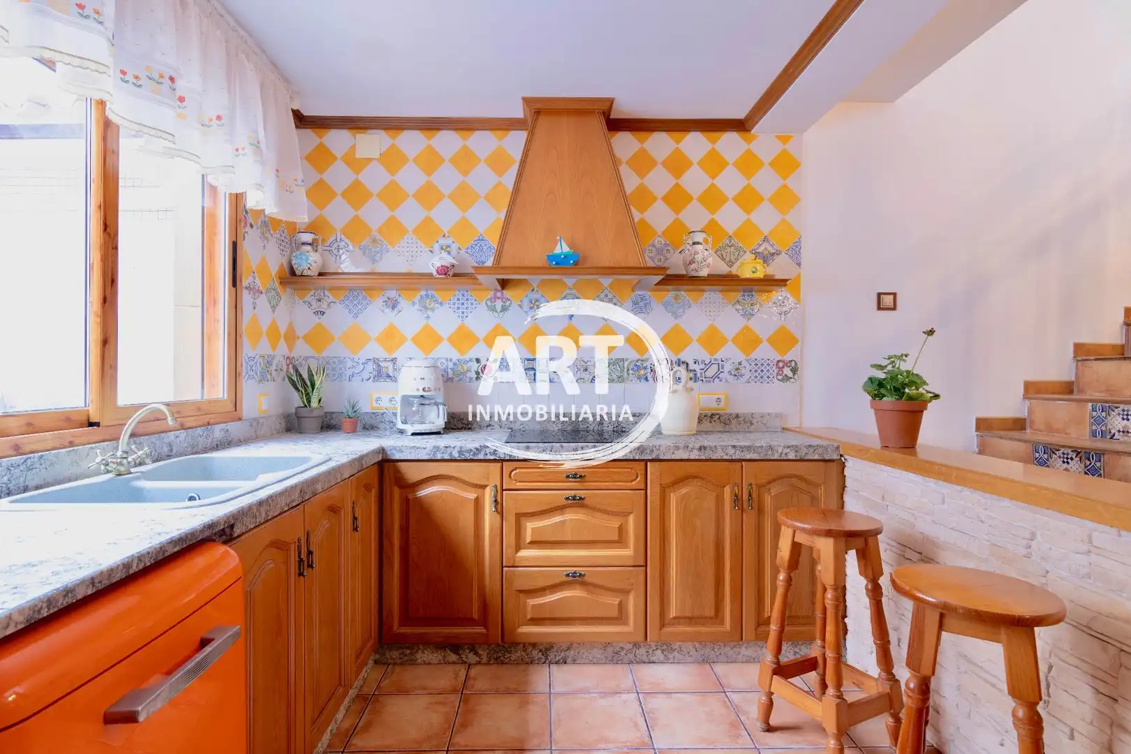 Kitchen of Houses for sale in L'Eliana  with Air Conditioner, Heating and Terrace