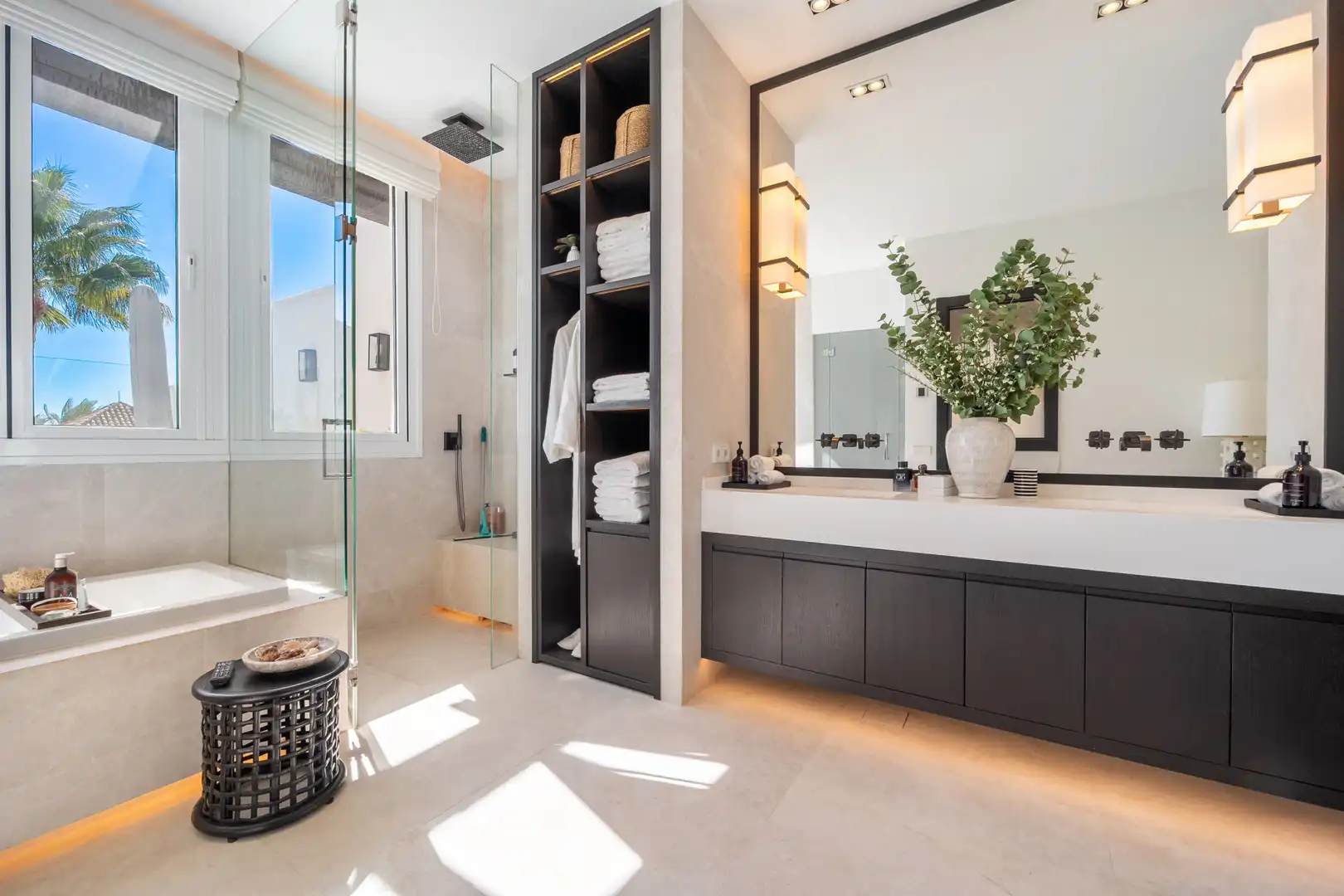 Baño de Ático en venta en Marbella con Aire acondicionado, Terraza y Trastero