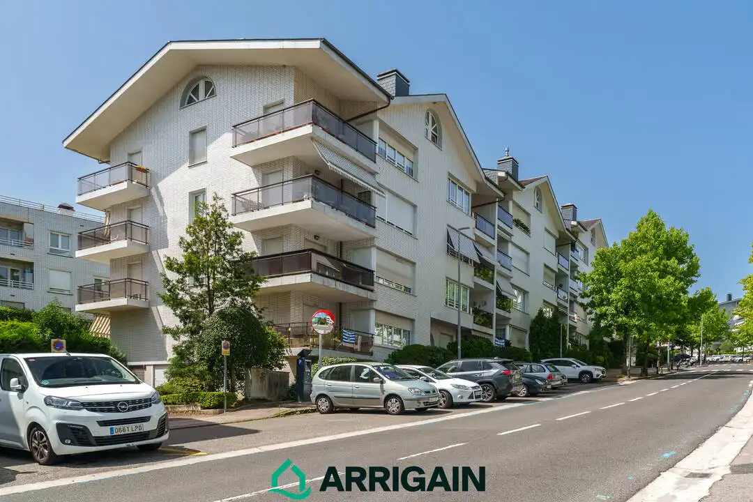 Vista exterior de Piso en venta en Donostia - San Sebastián  con Calefacción, Terraza y Trastero