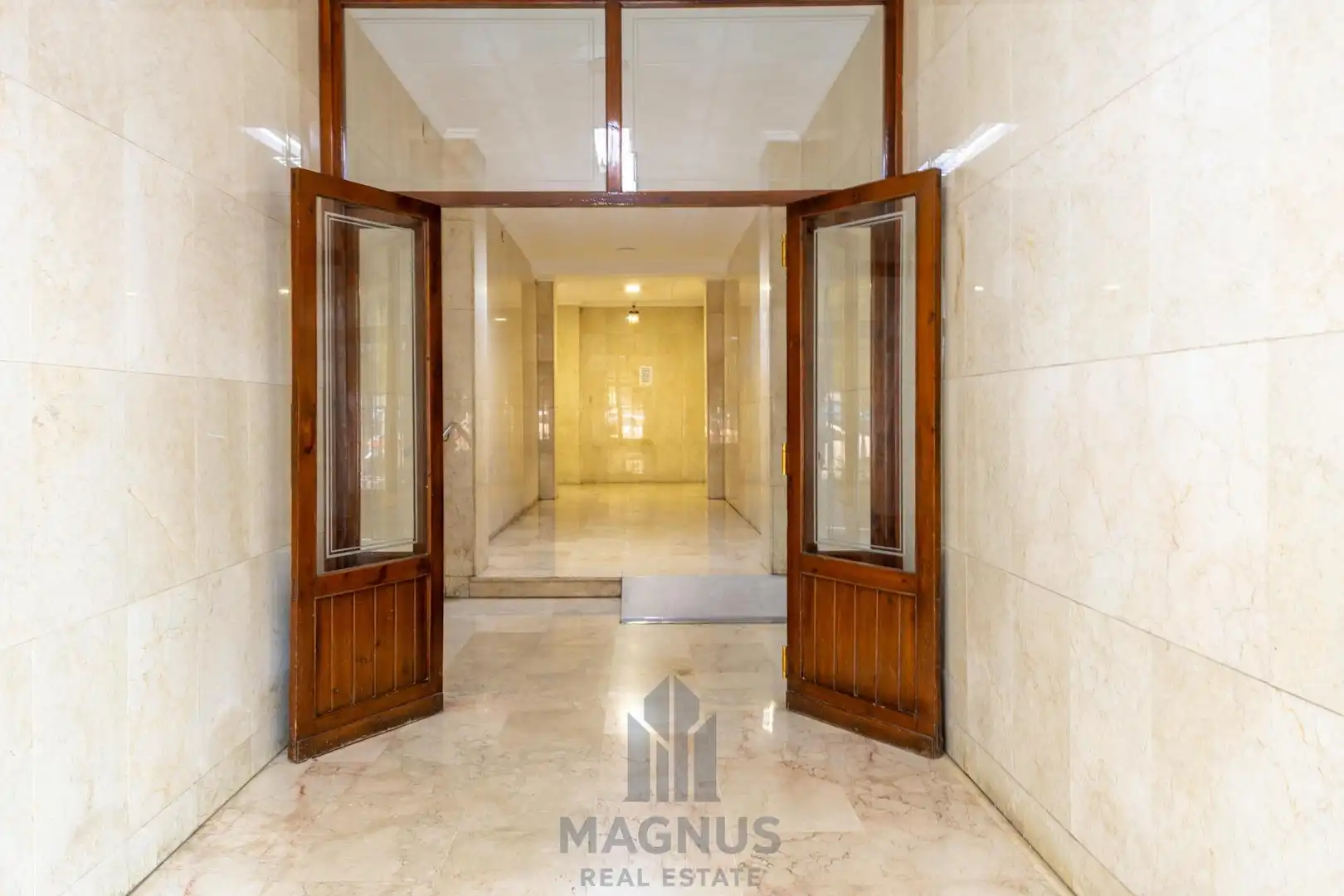 Piso en venta en Plaza ARTUR PIERA, Nou Moles