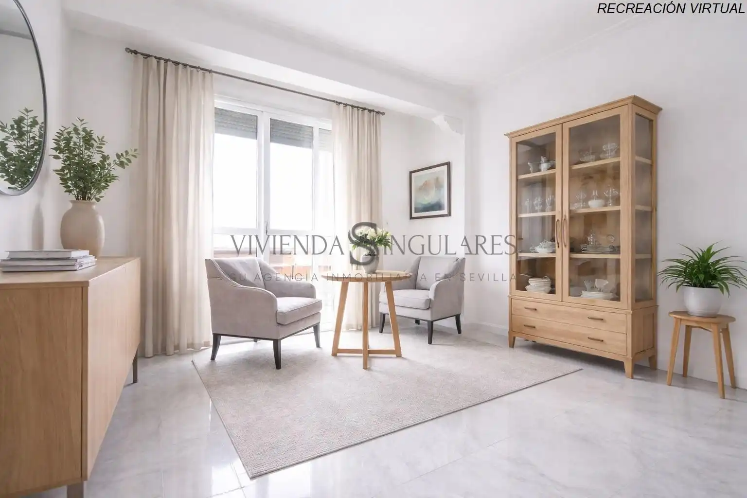 Sala d'estar de Pis en venda en Sevilla amb Aire condicionat