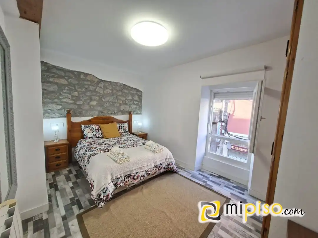 Habitación de Piso de alquiler en Santoña con Amueblado