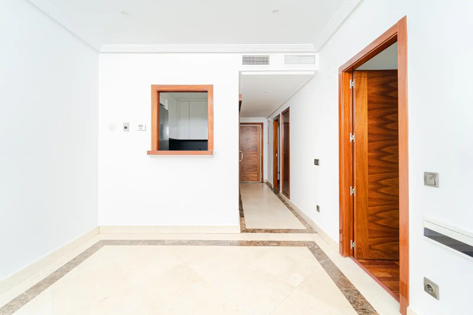 Flat with pool to rent in Calle del Mezquite