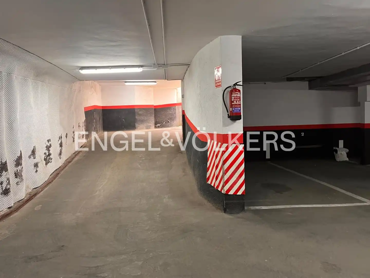 Parking de Piso de alquiler en Madrid con Calefacción
