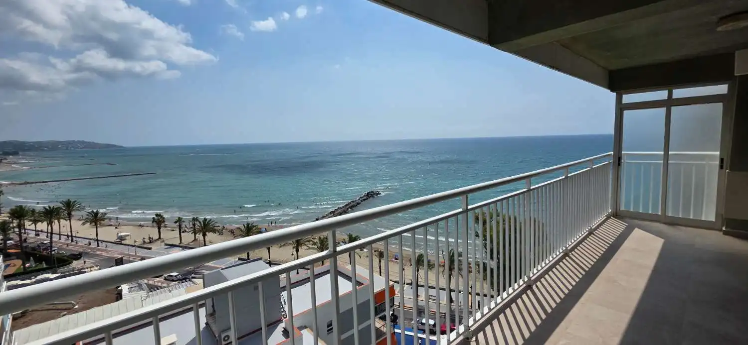 Apartment with lift for sale in Heliópolis
