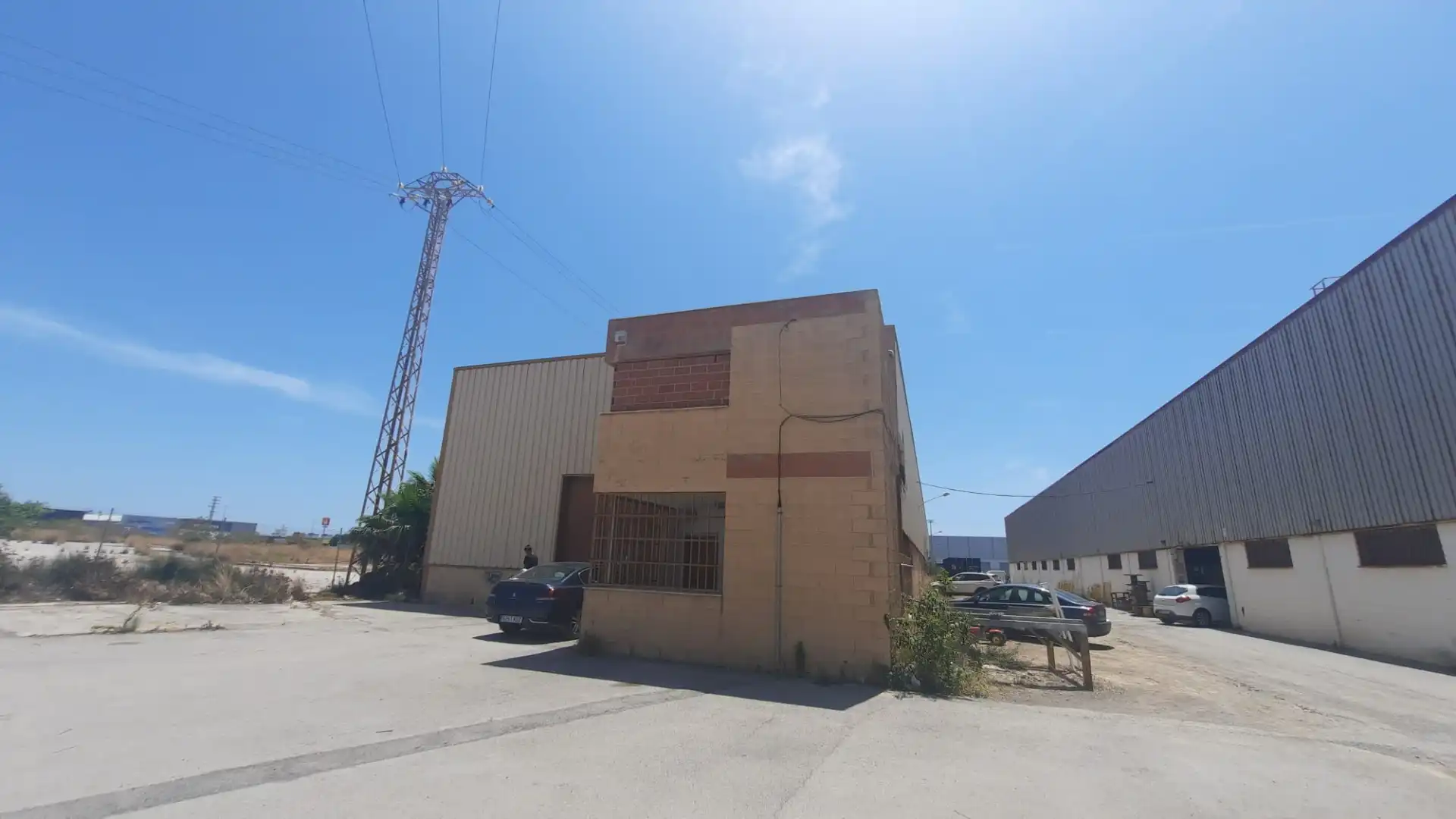 Vista exterior de Nau industrial de lloguer en Vila-real