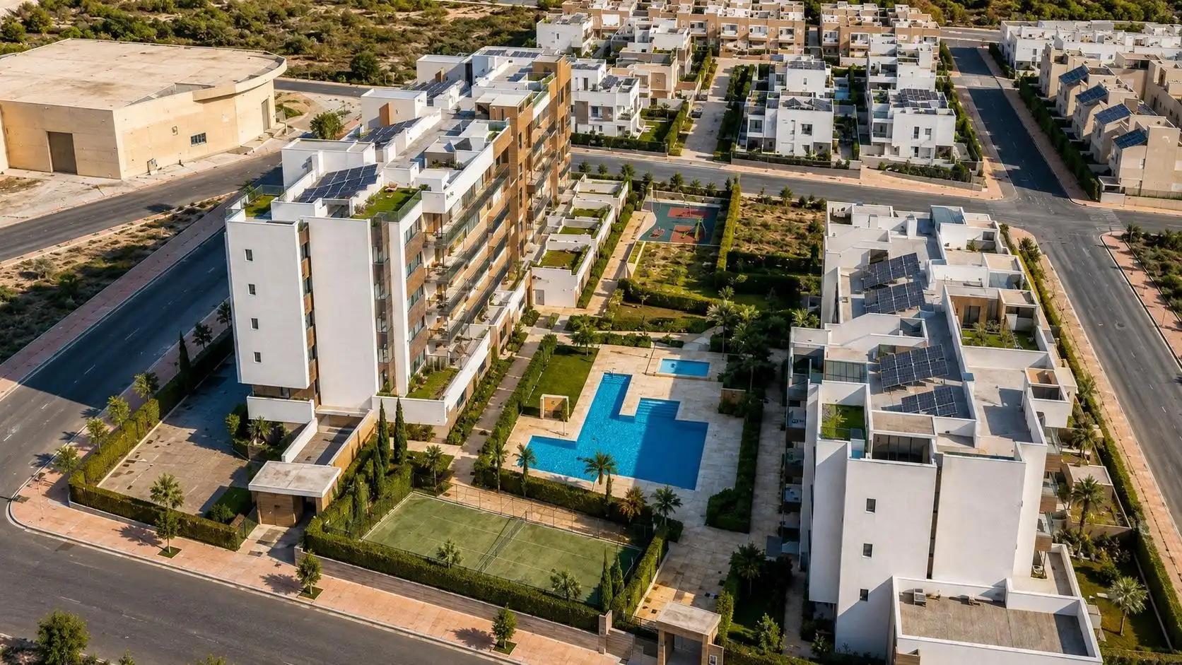 Vista exterior de Àtic en venda en Almería amb Aire condicionat, Jardí privat i Terrassa