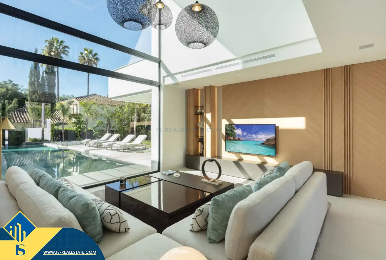 Chalet con piscina en venta en Nueva Andalucía, imagen 5