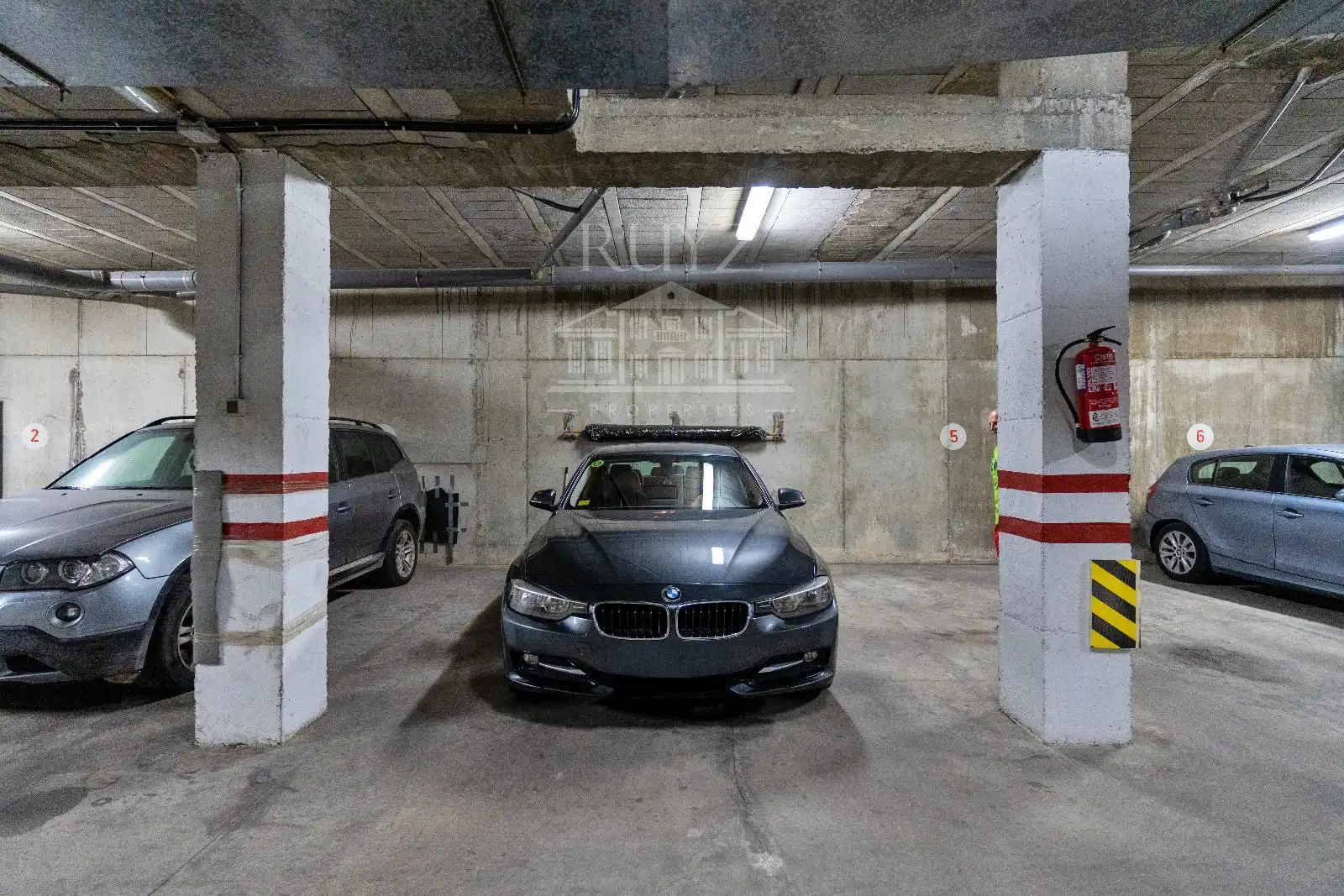 Parking de Piso en venta en Motril con Aire acondicionado, Calefacción y Trastero