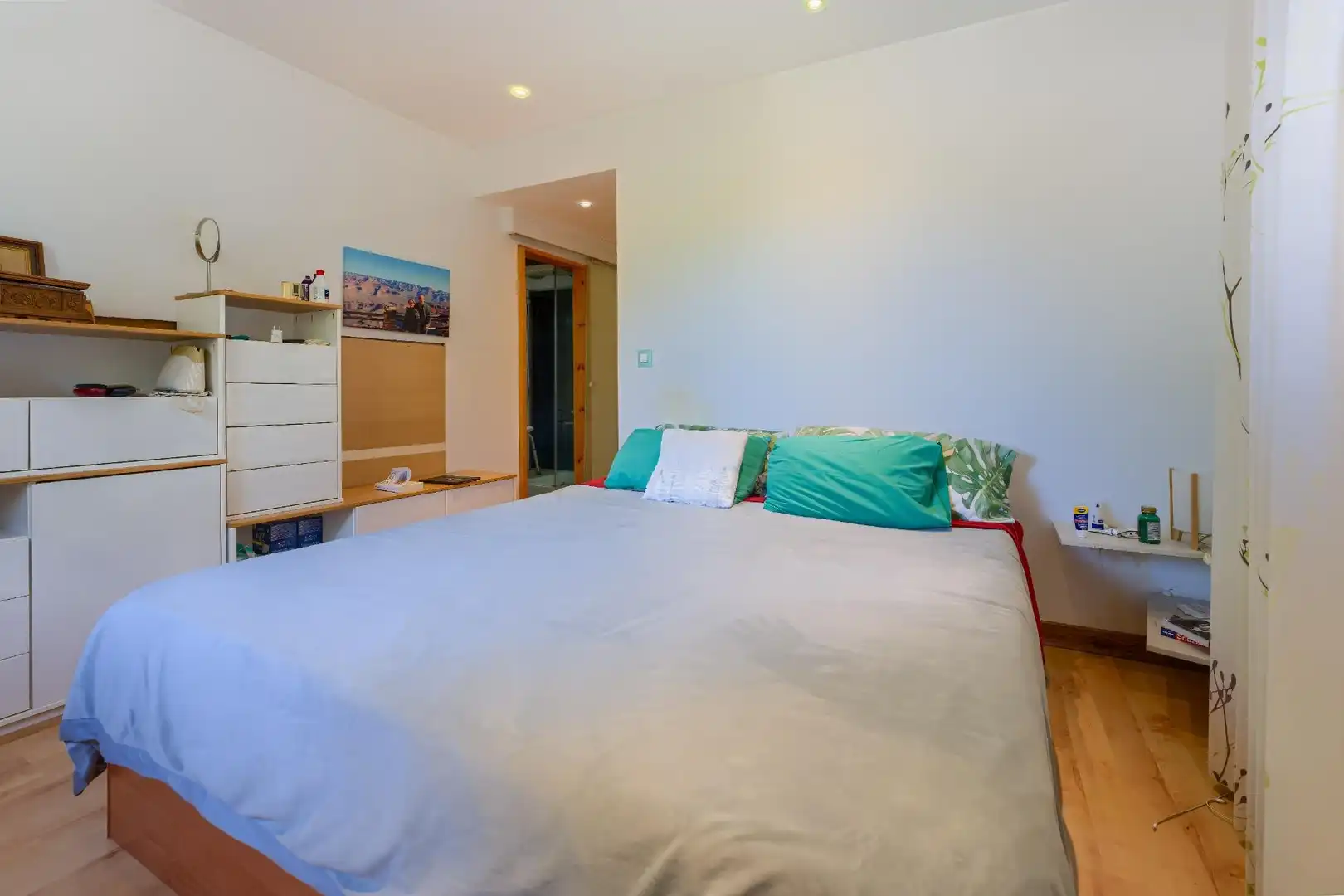 Habitación de Casa o chalet en venta en Sanlúcar la Mayor con Aire acondicionado, Jardín privado y Trastero