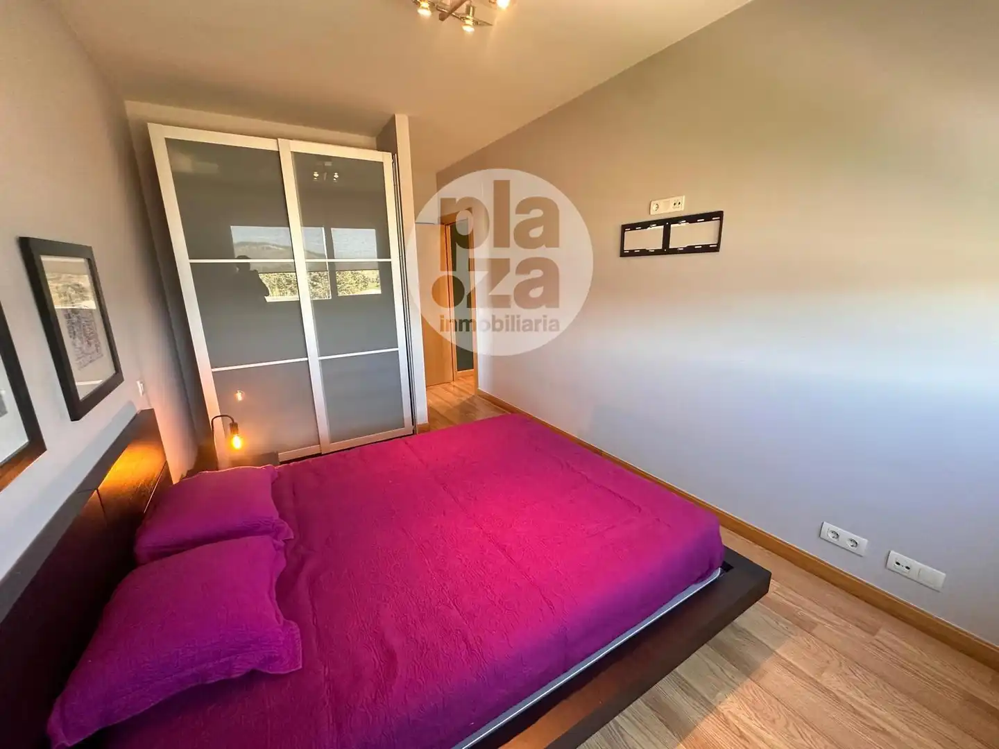 Bedroom of Flat for sale in Burgos  with Heating, Storage room and Furnished