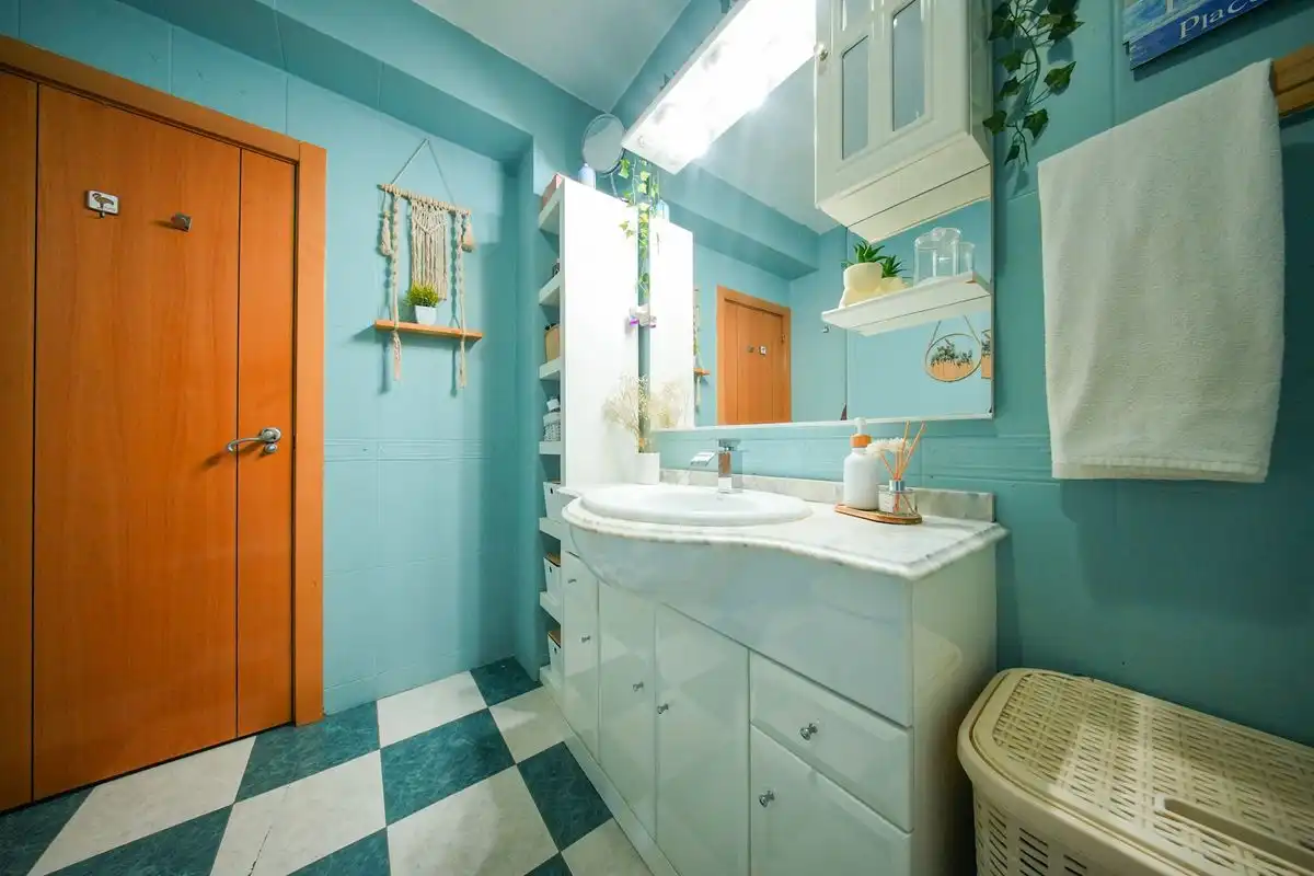 Baño de Planta baja en venta en Móstoles con Calefacción, Jardín privado y Terraza