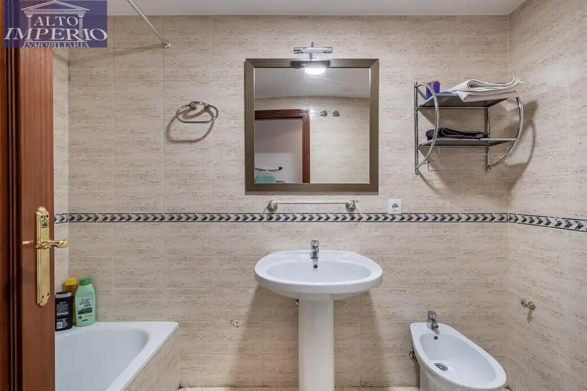 Flat with lift for sale in Calle GUARNON, imagen 15