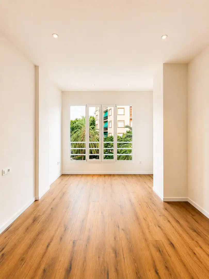 Flat for rent in Valencia  with Air Conditioner, Heating and Parquet flooring