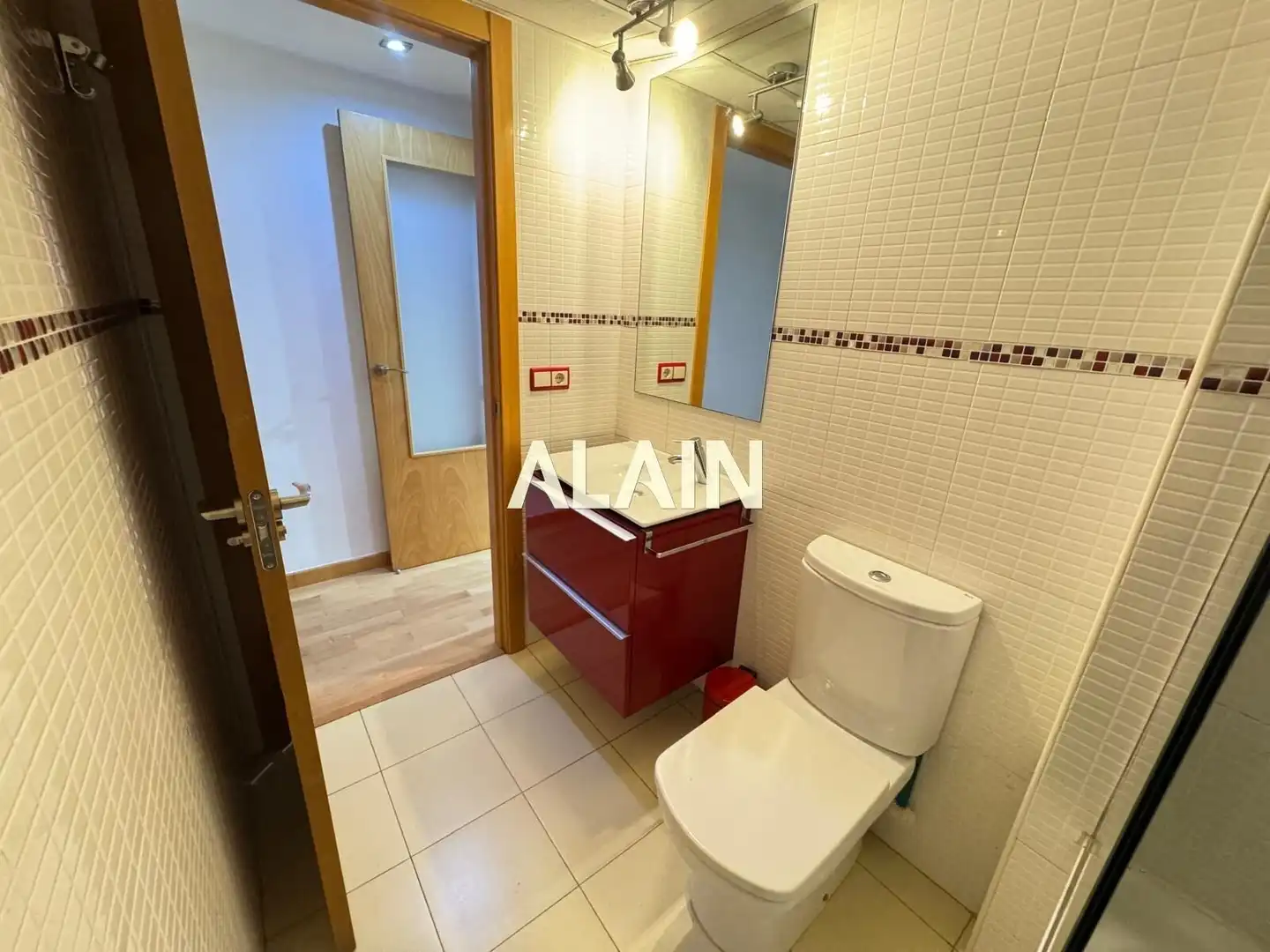 Baño de Piso en venta en Mislata con Aire acondicionado, Calefacción y Parquet