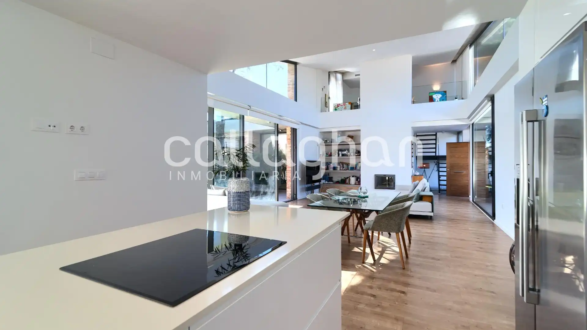 Living room of Houses for sale in L'Eliana  with Air Conditioner, Heating and Private garden