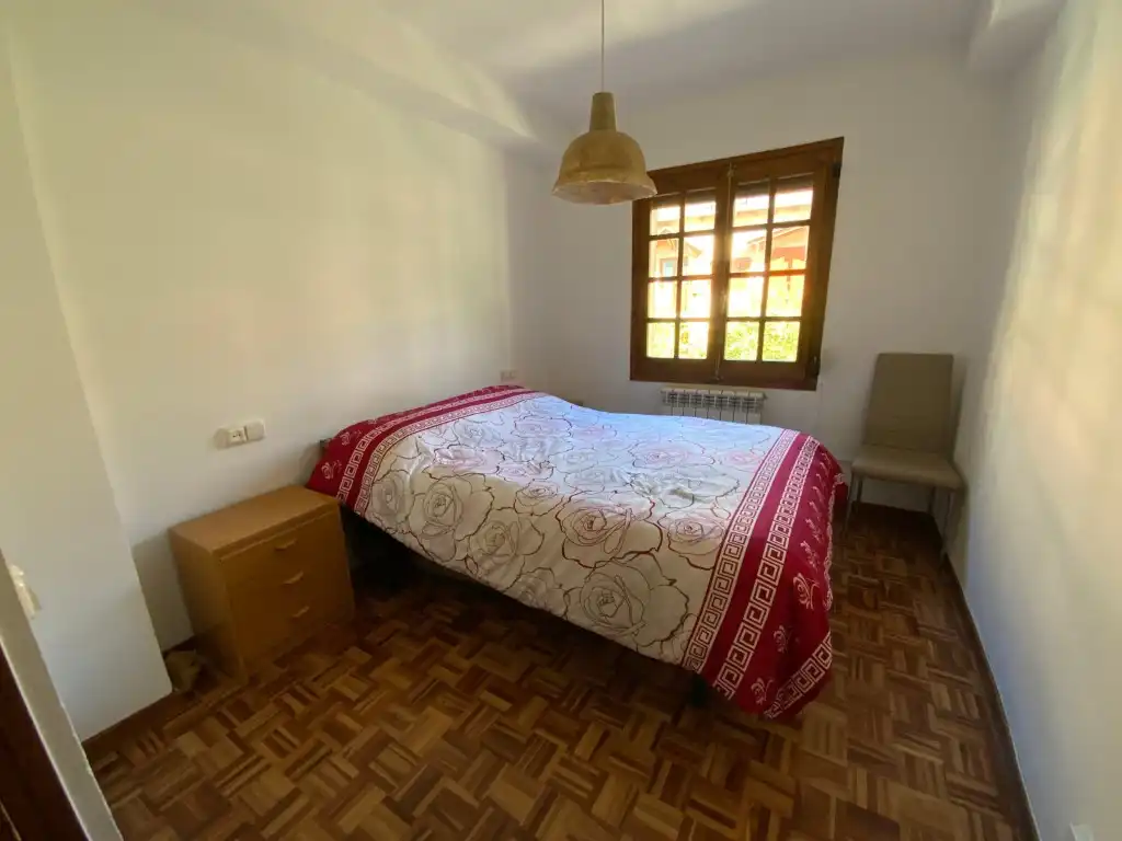 Bedroom of Apartments for sale in Benasque, Huesca