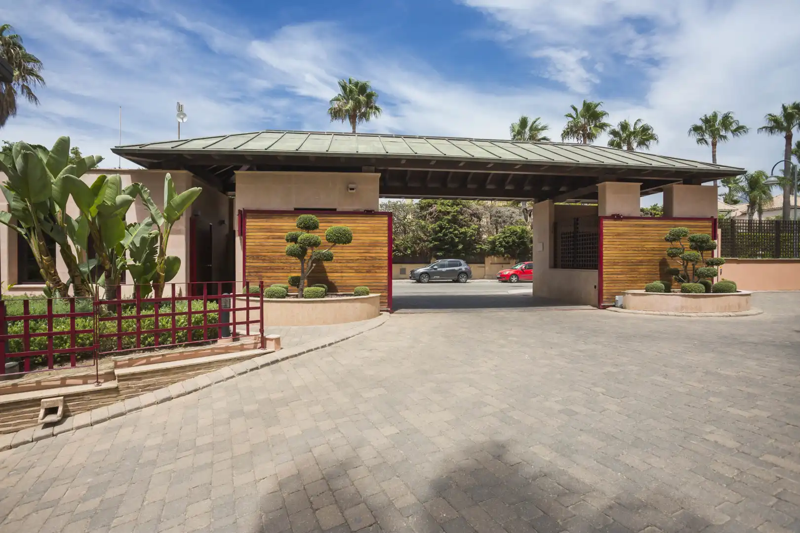 Home with pool for sale in Nueva Andalucía, imagen 57