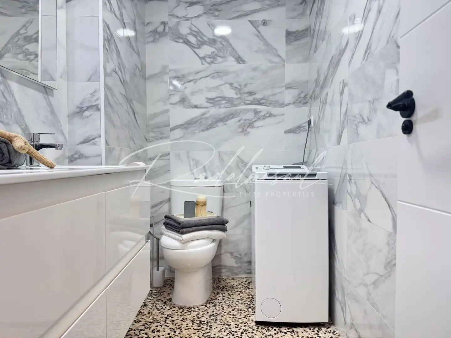 Bathroom of Flat for sale in Cambrils  with Air Conditioner, Terrace and Furnished
