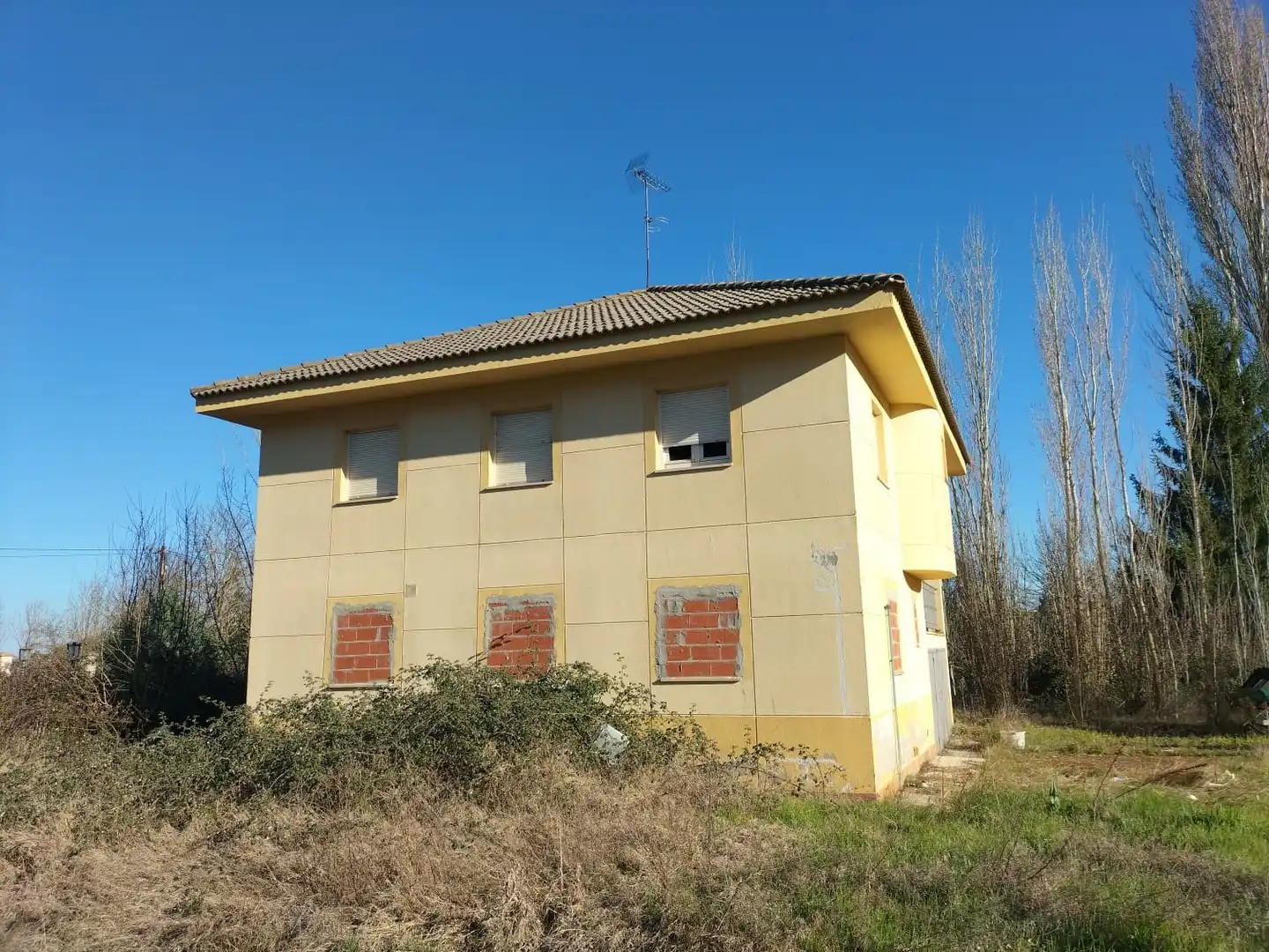Vista exterior de Casa o xalet en venda en Grijota