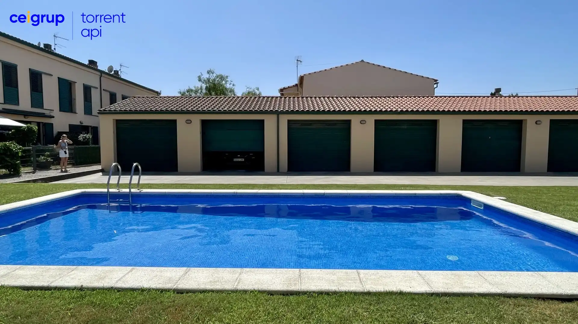 Schwimmbecken von Einfamilien-Reihenhaus zum Verkauf in Pals mit Klimaanlage, Terrasse und Schwimmbad