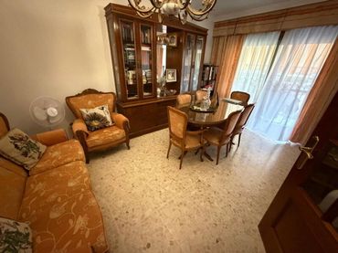 Apartament amb ascensor en venda a Avenida Fenicia 1