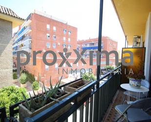 Exterior view of Flat to rent in  Sevilla Capital  with Air Conditioner and Terrace