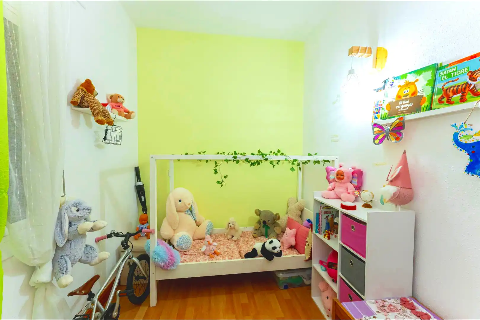 Bedroom of Flat for sale in Gavà  with Air Conditioner, Heating and Parquet flooring
