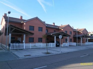 Adossat amb jardí en venda a Tudela de Duero