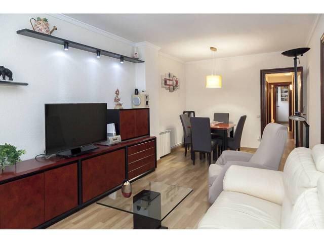 Piso en Venta en Calle Conca de Tremp en El Carmel