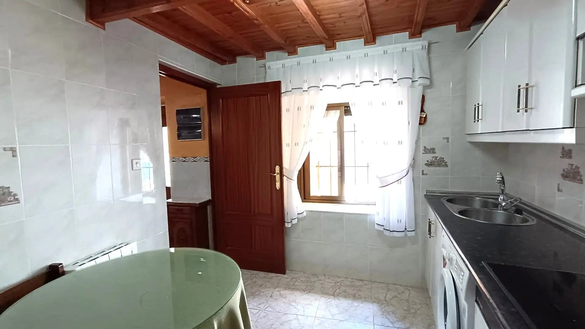 Cocina de Casa o chalet en venta en San Muñoz con Terraza y Trastero