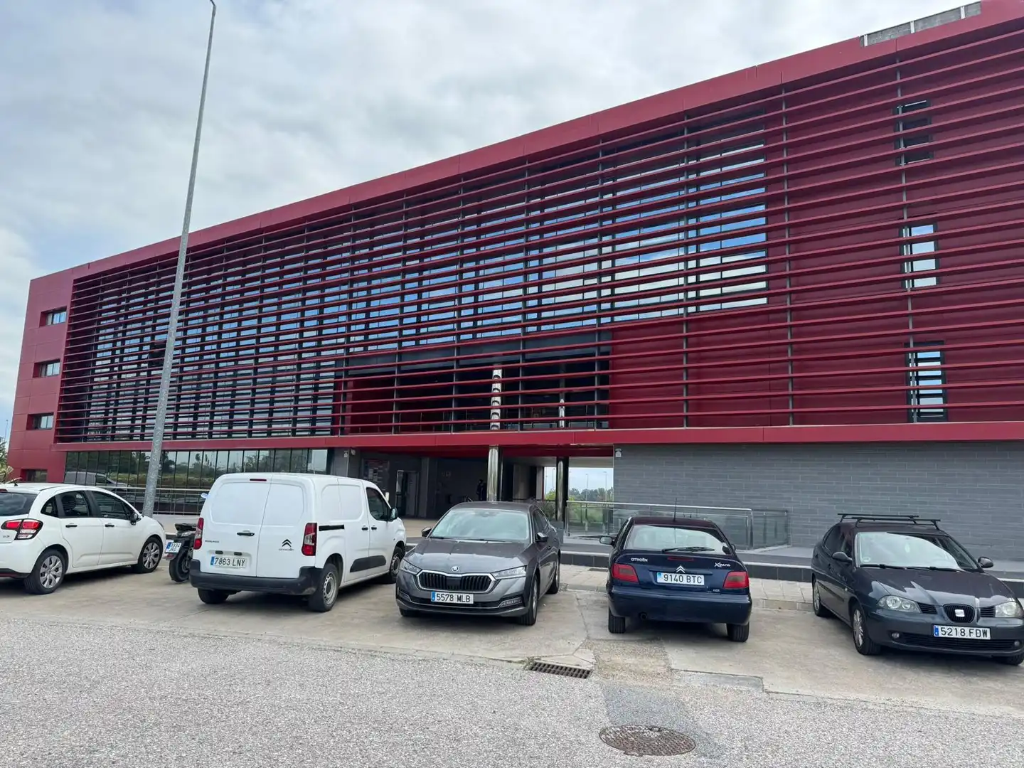 Oficina amb ascensor en venda a Salteras, imagen 2