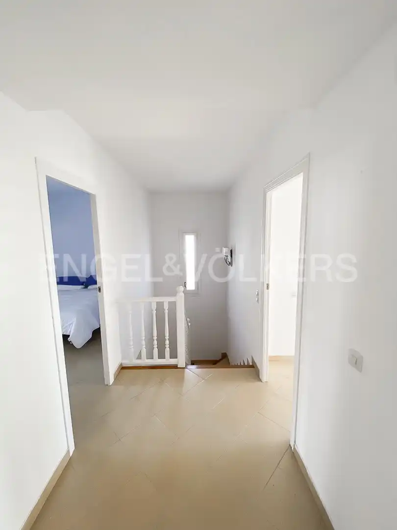 Casa adosada de alquiler en Sitges con Calefacción, Jardín privado y Terraza