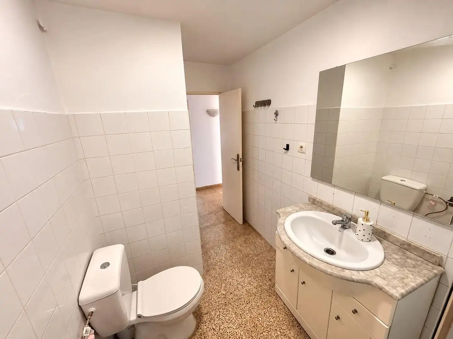 Baño de Piso para compartir en Norte
