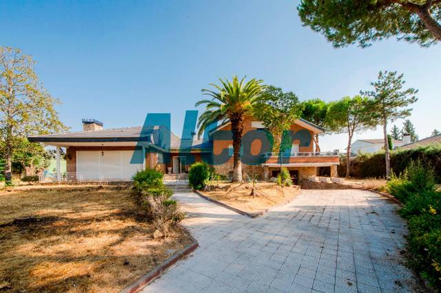 Casa-chalet en Venta en VASCOS en Castillo Campodón