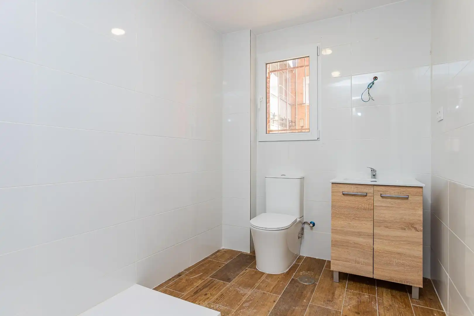 Baño de Estudio en venta en Alcobendas con Calefacción y Amueblado